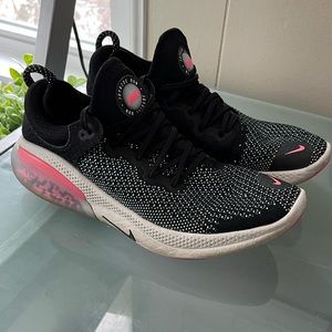 Nike joyride size 10.5